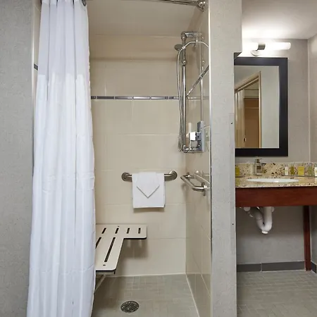 Doubletree By Hilton Raleigh Crabtree Valley